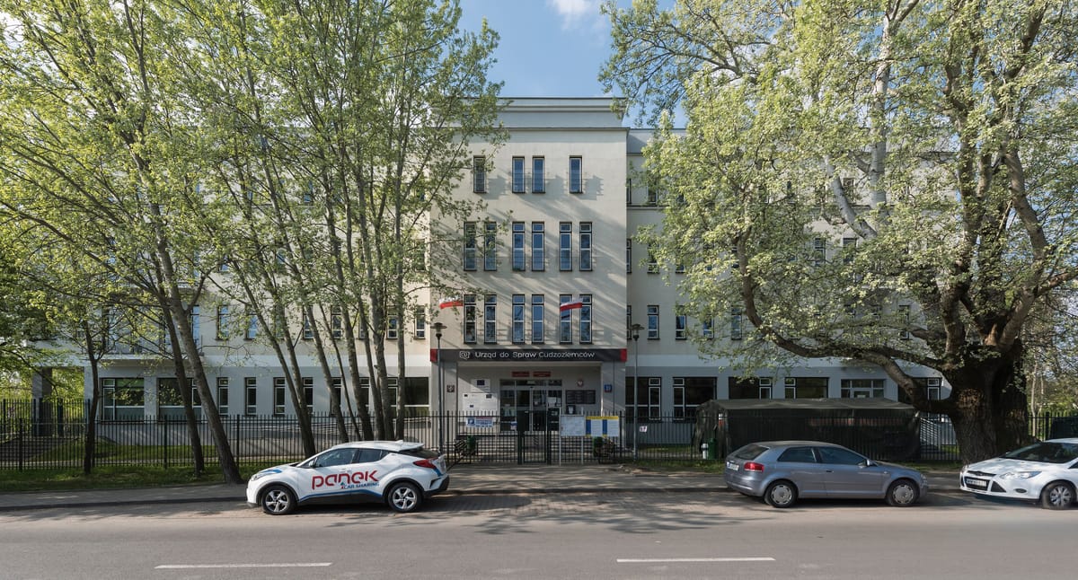 Что будет с легализацией после преобразования договора в UoP для иностранцев