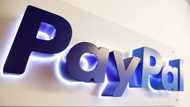 Беларус получил уведомление о закрытии счета в одном из сервисов PayPal