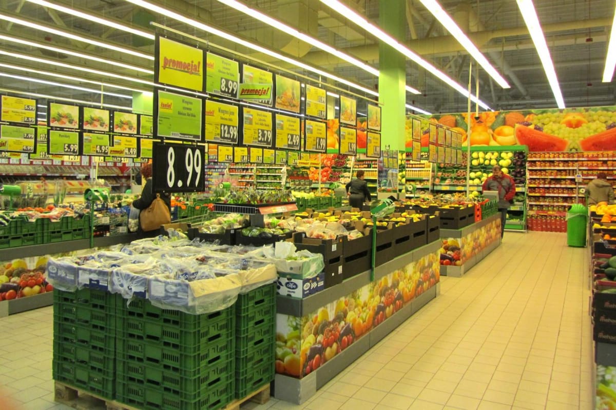 Какие продукты больше всего подорожали в польских магазинах